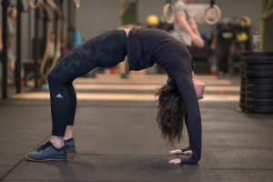 CrossFit Rijswijk - CrossFit Mobility Lessen - Wieteke in actie foto 1